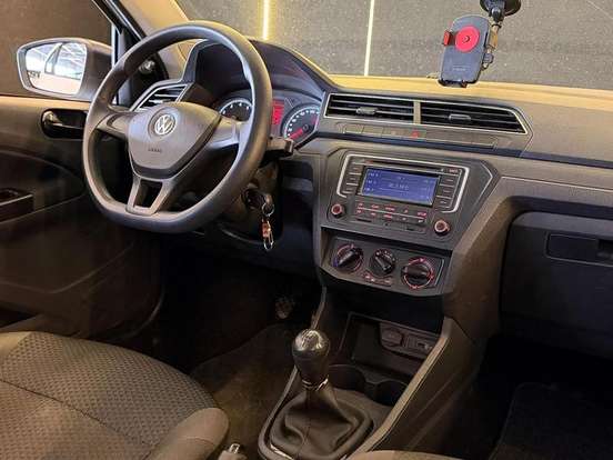 VOLKSWAGEN-GOL-2022