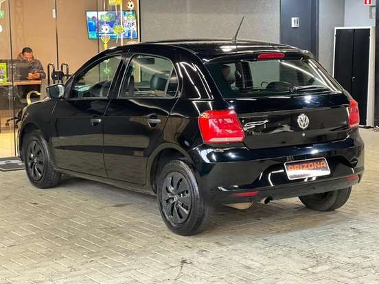 VOLKSWAGEN-GOL-2016