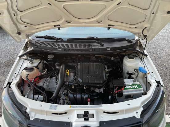VOLKSWAGEN-GOL-2017