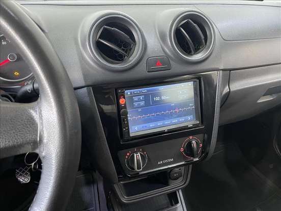 VOLKSWAGEN-GOL-1.0 MI 8V FLEX 4P MANUAL G.IV VOLKSWAGEN-GOL-2013