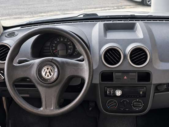 VOLKSWAGEN-GOL-1.0 MI 8V FLEX 4P MANUAL G.IV VOLKSWAGEN-GOL-2011