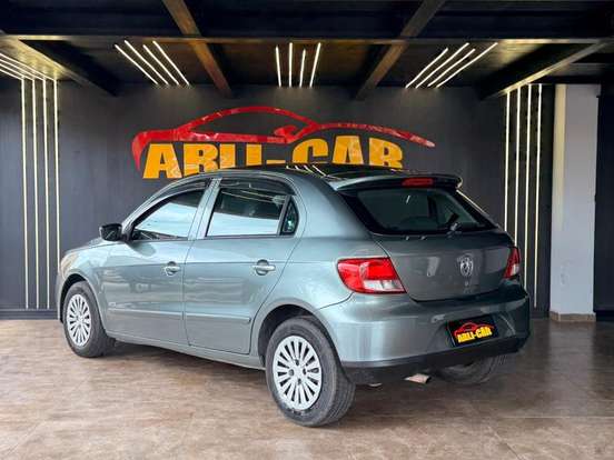 VOLKSWAGEN-GOL-2009