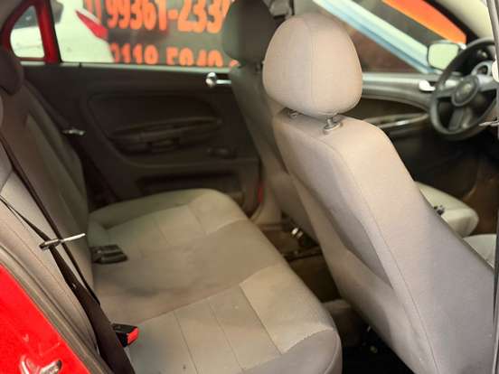 VOLKSWAGEN-GOL-1.0 MI 8V FLEX 4P MANUAL G.V VOLKSWAGEN-GOL-2009