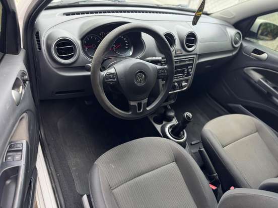 VOLKSWAGEN-GOL-2013