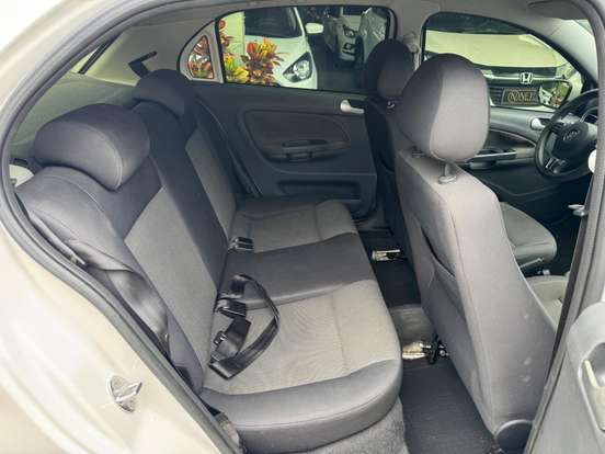 VOLKSWAGEN-GOL-1.0 MI 8V FLEX 4P MANUAL G.VI VOLKSWAGEN-GOL-2013