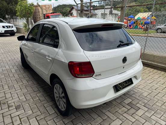VOLKSWAGEN-GOL-1.0 MI 8V FLEX 4P MANUAL G.VI VOLKSWAGEN-GOL-2013