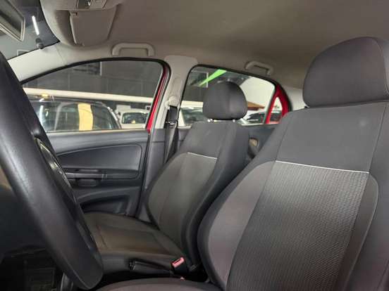 VOLKSWAGEN-GOL-2012