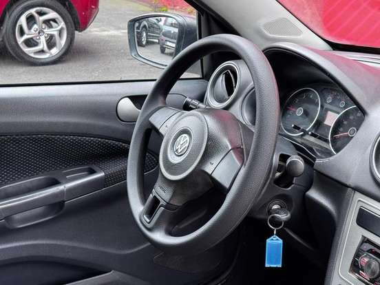 VOLKSWAGEN-GOL-2014