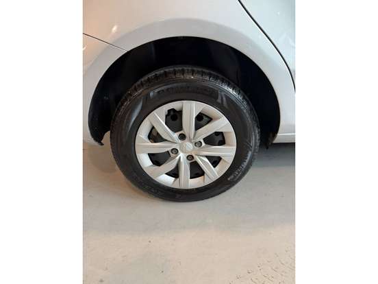 VOLKSWAGEN-GOL-2014