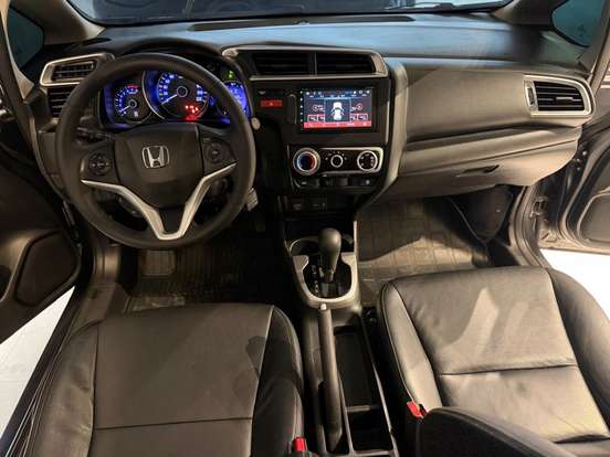 VOLKSWAGEN-GOL-2015