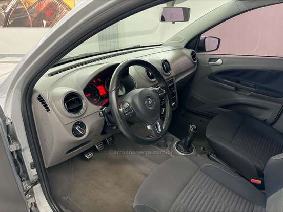 VOLKSWAGEN-GOL-1.6 MI HIGHLINE 8V FLEX 4P MANUAL VOLKSWAGEN-GOL-2014
