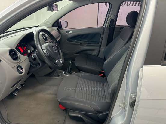 VOLKSWAGEN-GOL-1.6 MI HIGHLINE 8V FLEX 4P MANUAL VOLKSWAGEN-GOL-2014