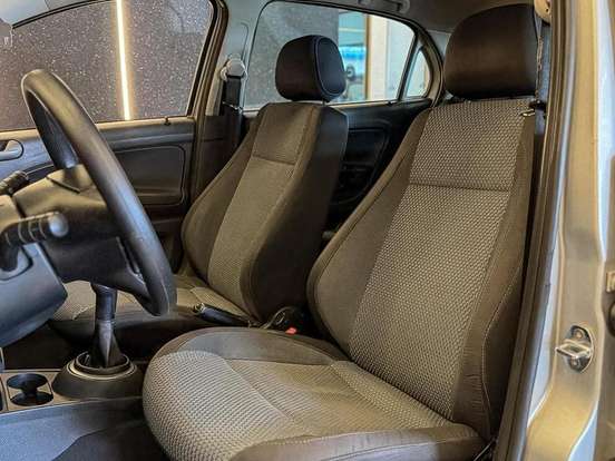 VOLKSWAGEN-GOL-1.6 MI POWER 8V FLEX 4P MANUAL G.V VOLKSWAGEN-GOL-2011
