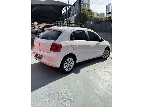 VOLKSWAGEN-GOL-2021