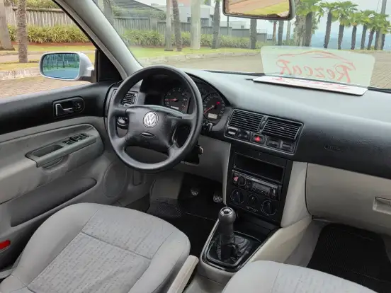 VOLKSWAGEN-GOLF-1.6 MI 8V GASOLINA 4P MANUAL VOLKSWAGEN-GOLF-2001