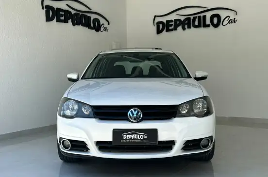 VOLKSWAGEN-GOLF-2013