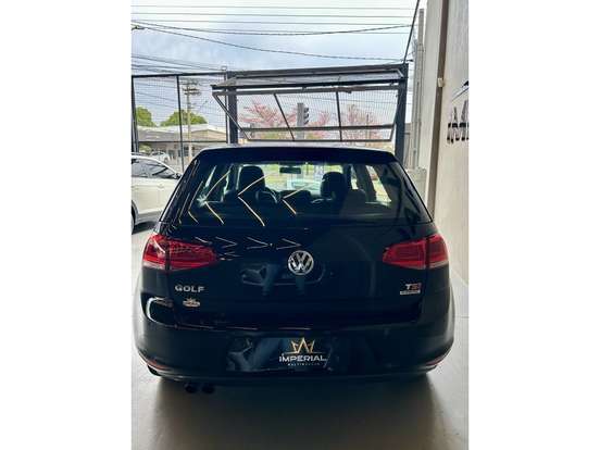 VOLKSWAGEN-GOLF-2015
