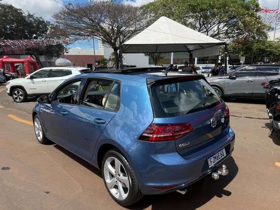 VOLKSWAGEN-GOLF-2013