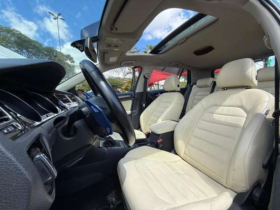 VOLKSWAGEN-GOLF-1.4 TSI HIGHLINE 16V GASOLINA 4P AUTOMÁTICO VOLKSWAGEN-GOLF-2013