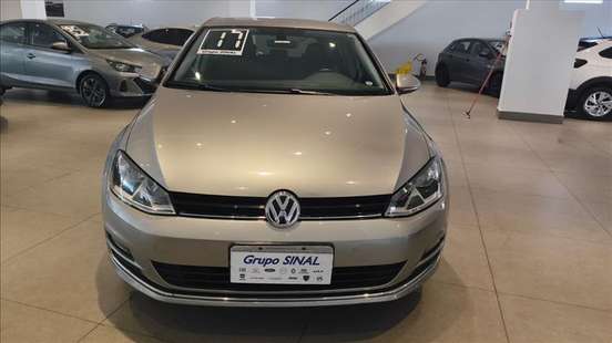 VOLKSWAGEN-GOLF-2017