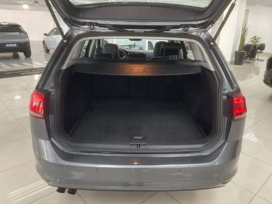VOLKSWAGEN-GOLF-2016