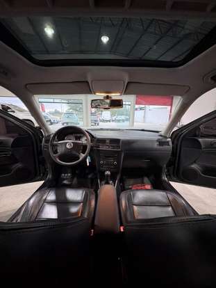 VOLKSWAGEN-GOLF-2013