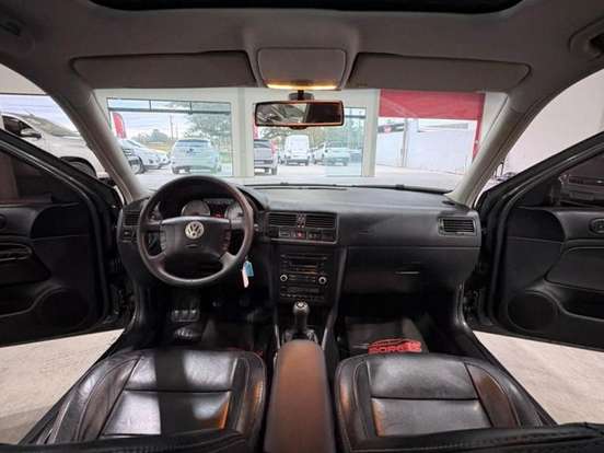 VOLKSWAGEN-GOLF-1.6 MI 8V FLEX 4P MANUAL VOLKSWAGEN-GOLF-2013