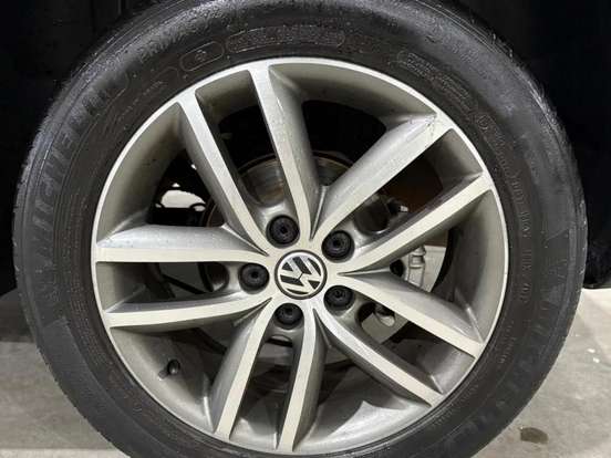 VOLKSWAGEN-GOLF-1.6 MI 8V FLEX 4P MANUAL VOLKSWAGEN-GOLF-2013