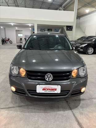 VOLKSWAGEN-GOLF-2013