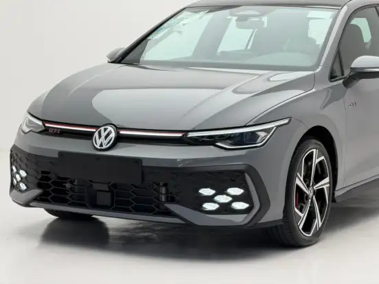 VOLKSWAGEN-GOLF-2026