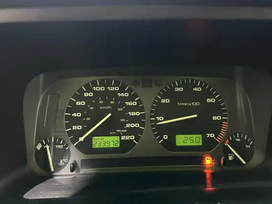 VOLKSWAGEN-GOLF-1998