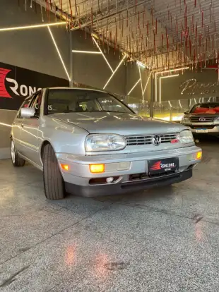 VOLKSWAGEN-GOLF-2.0 MI GLX 8V GASOLINA 4P MANUAL VOLKSWAGEN-GOLF-1998