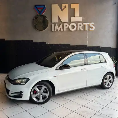 VOLKSWAGEN-GOLF-2013