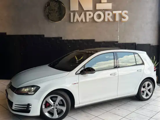 VOLKSWAGEN-GOLF-2.0 TSI GTI 16V 230CV TURBO GASOLINA 4P AUTOMATIZADO VOLKSWAGEN-GOLF-2013