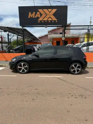 VOLKSWAGEN-GOLF-2.0 TSI GTI 16V TURBO GASOLINA 4P AUTOMÁTICO VOLKSWAGEN-GOLF-2015