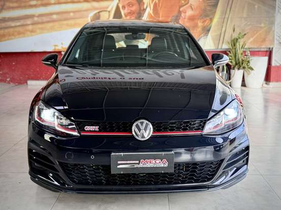 VOLKSWAGEN-GOLF-2019
