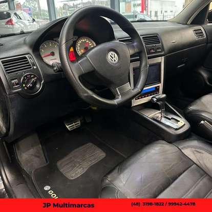 VOLKSWAGEN-GOLF-2010
