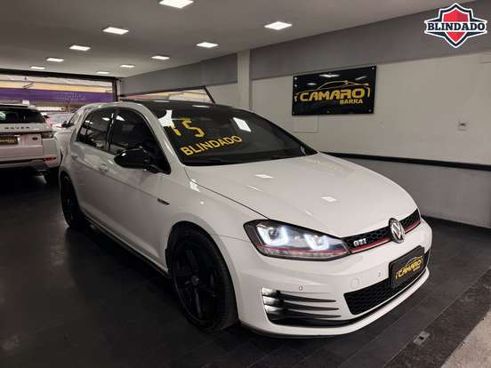 VOLKSWAGEN-GOLF-2.0 TSI GTI 16V TURBO GASOLINA 4P AUTOMÁTICO VOLKSWAGEN-GOLF-2014
