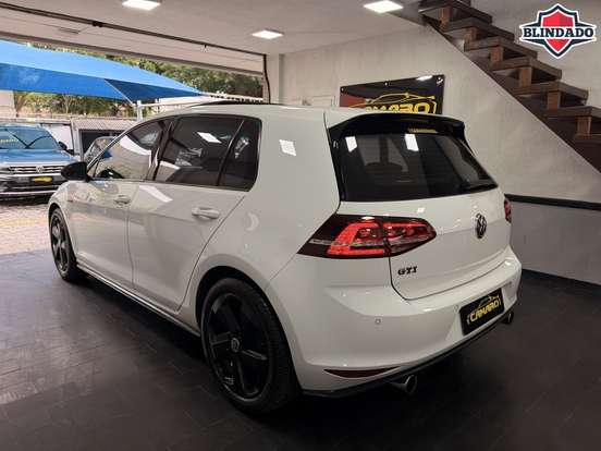 VOLKSWAGEN-GOLF-2.0 TSI GTI 16V TURBO GASOLINA 4P AUTOMÁTICO VOLKSWAGEN-GOLF-2014