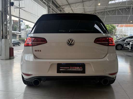 VOLKSWAGEN-GOLF-2.0 TSI GTI 16V TURBO GASOLINA 4P AUTOMÁTICO VOLKSWAGEN-GOLF-2013