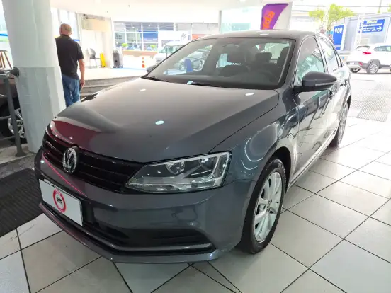 VOLKSWAGEN-JETTA-1.4 16V TSI TRENDLINE GASOLINA 4P TIPTRONIC VOLKSWAGEN-JETTA-2016