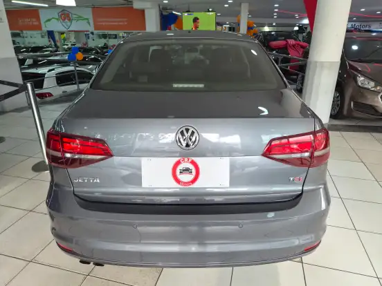 VOLKSWAGEN-JETTA-1.4 16V TSI TRENDLINE GASOLINA 4P TIPTRONIC VOLKSWAGEN-JETTA-2016