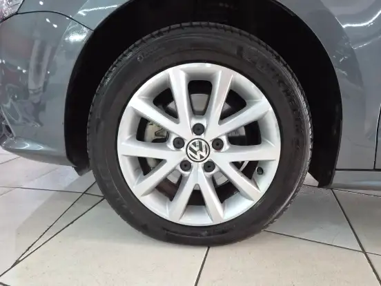 VOLKSWAGEN-JETTA-1.4 16V TSI TRENDLINE GASOLINA 4P TIPTRONIC VOLKSWAGEN-JETTA-2016