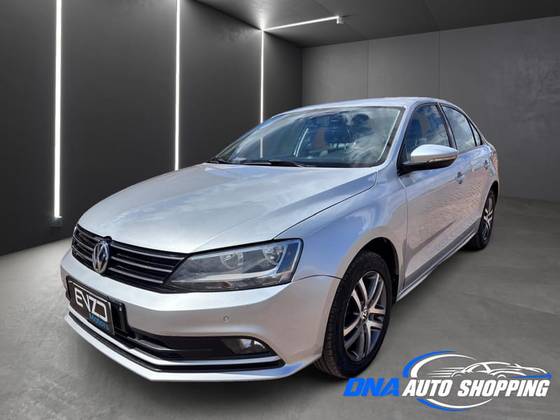 VOLKSWAGEN JETTA 1.4 16V TSI COMFORTLINE GASOLINA 4P TIPTRONIC