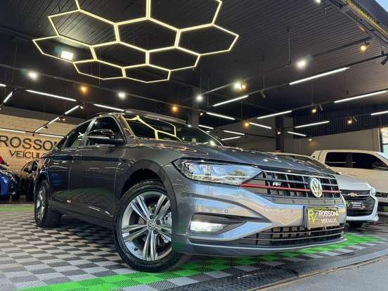 VOLKSWAGEN-JETTA-2019