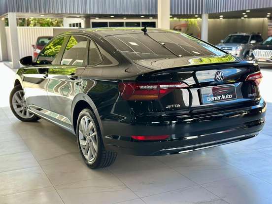 VOLKSWAGEN-JETTA-1.4 250 TSI TOTAL FLEX COMFORTLINE TIPTRONIC VOLKSWAGEN-JETTA-2018