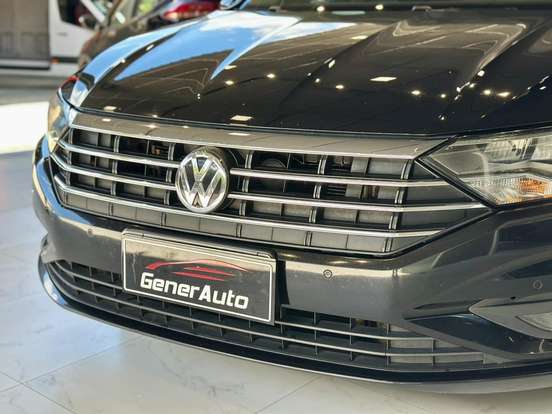 VOLKSWAGEN-JETTA-1.4 250 TSI TOTAL FLEX COMFORTLINE TIPTRONIC VOLKSWAGEN-JETTA-2018