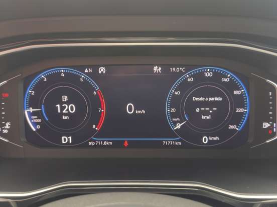 VOLKSWAGEN-JETTA-1.4 250 TSI TOTAL FLEX R-LINE TIPTRONIC VOLKSWAGEN-JETTA-2018