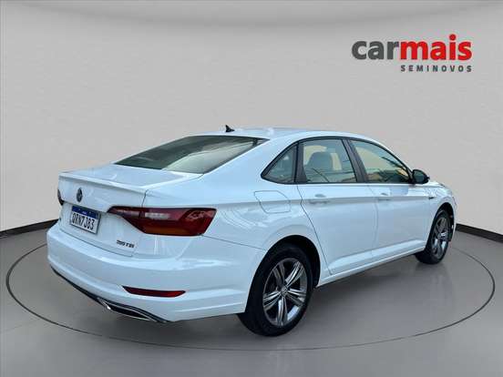 VOLKSWAGEN-JETTA-2018
