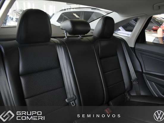 VOLKSWAGEN-JETTA-1.4 250 TSI TOTAL FLEX TIPTRONIC VOLKSWAGEN-JETTA-2018